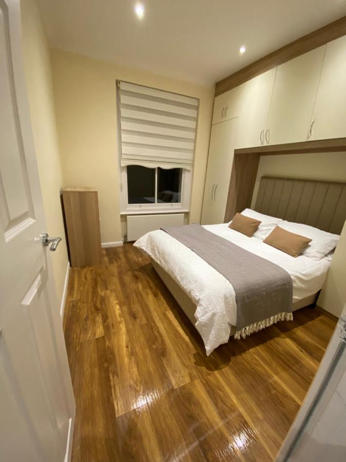 Stunning 2 Bed Flat In Ladbroke Grove Appartement Londen Buitenkant foto