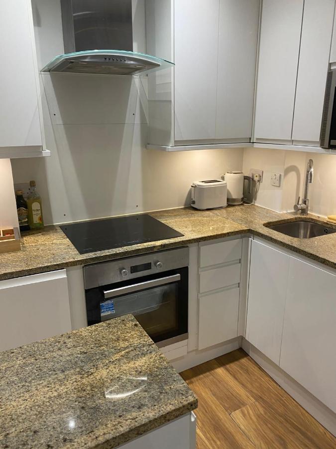 Stunning 2 Bed Flat In Ladbroke Grove Appartement Londen Buitenkant foto