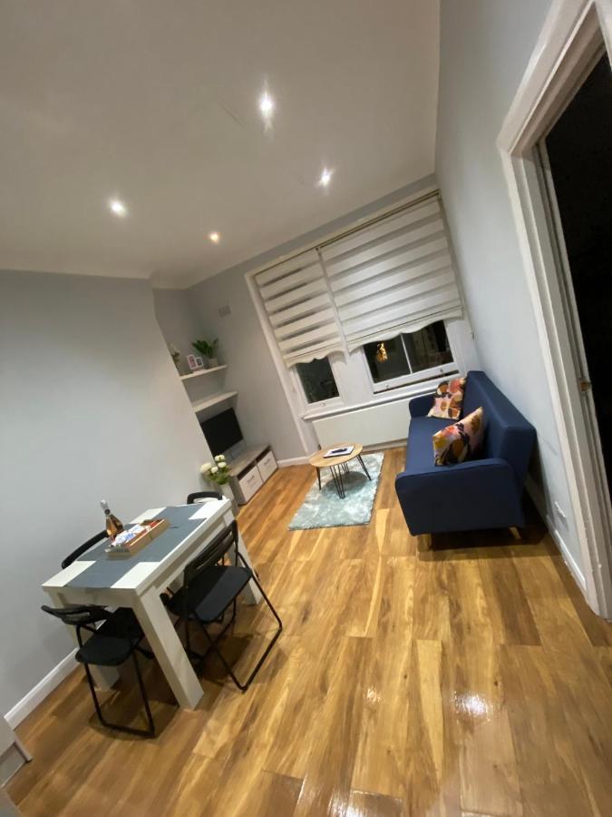 Stunning 2 Bed Flat In Ladbroke Grove Appartement Londen Buitenkant foto